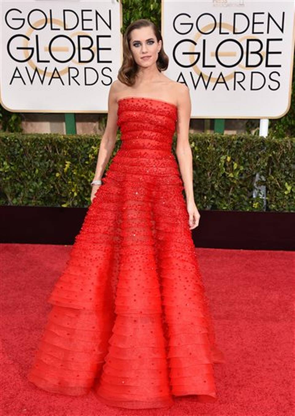 Allison Williams In Armani Privè