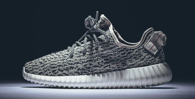 13_Impulsemag Yeezy Adidas, le sneakers, dove comprarle e come indossarle