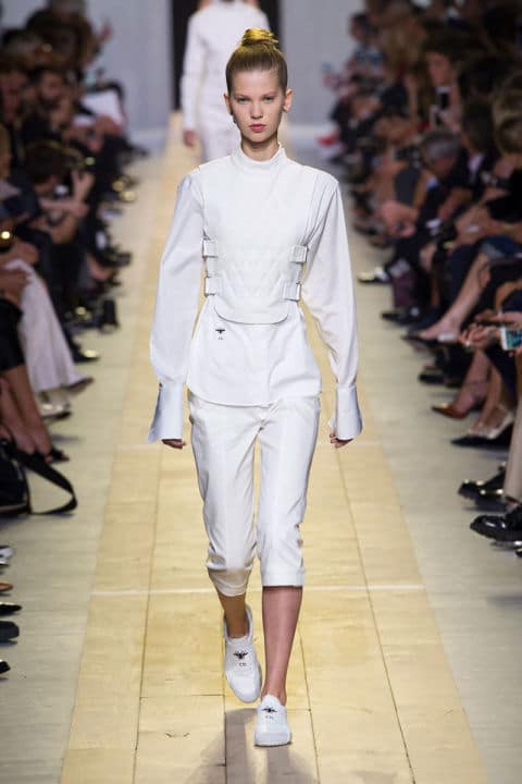 Tendenze moda primavera 2017 camicia bianca